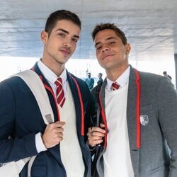 Manu Ríos y André Lamoglia, como Patrick e Iván desde Las Encinas en 'Élite 6'