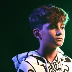 Videoclip de 'Señorita', la canción de Carlos Higes para Eurovisión Junior 2022, en imágenes