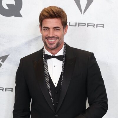 William Levy, posa en el photocall de los Premios GQ
