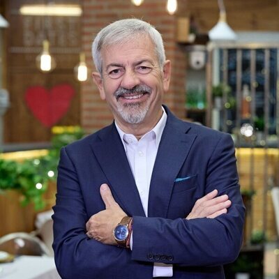 Carlos Sobera conduce 'First Dates' en Cuatro