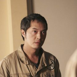 Miles Straume (Ken Leung) en "Lo que pasó, pasó" de 'Perdidos'