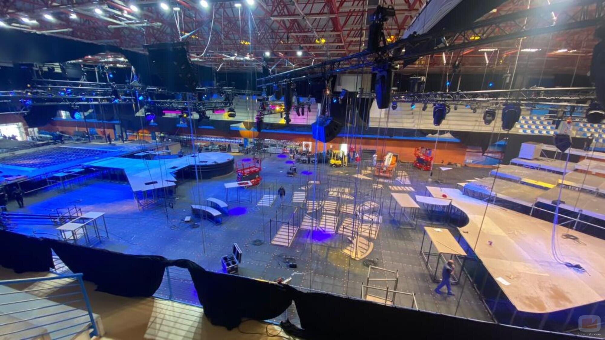 El escenario del Benidorm Fest 2023 en construcción
