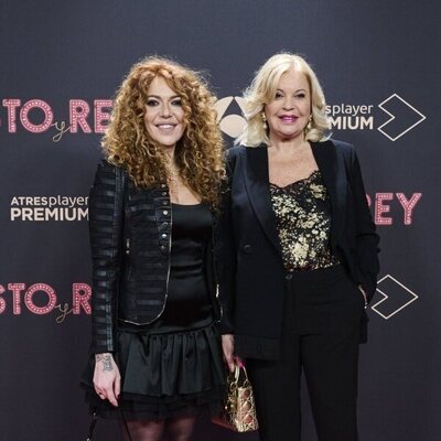 Sofía Cristo y Bárbara Rey en el preestreno de 'Cristo y Rey'