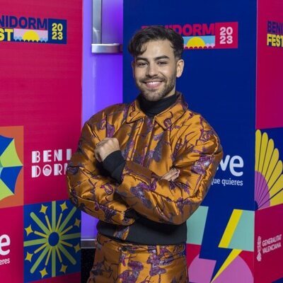 Agoney, en la inauguración del Benidorm Fest 2023