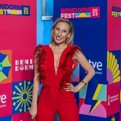 Posado de Miryam Benedited, en la inauguración del Benidorm Fest 2023