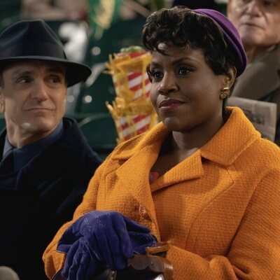 Hank Azaria y Haneefah Wood en 'Por un mañana mejor'