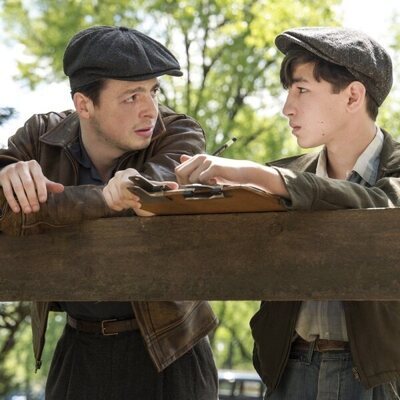 Anthony Boyle y Caleb Malis en 'La conjura contra América'