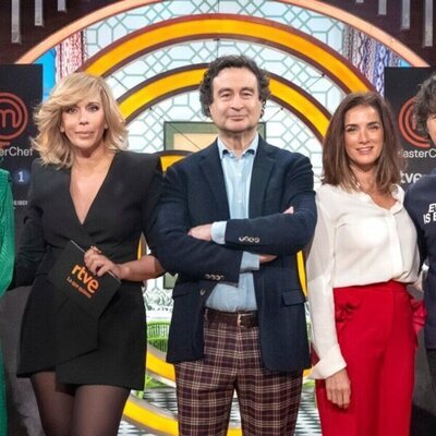 El jurado de 'MasterChef 11' junto a María Eizaguirre y Macarena Rey
