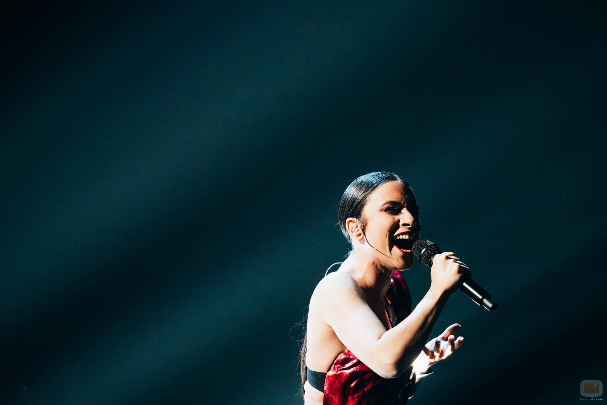 Primer plano de Blanca Paloma en el primer ensayo de Eurovisión 2023