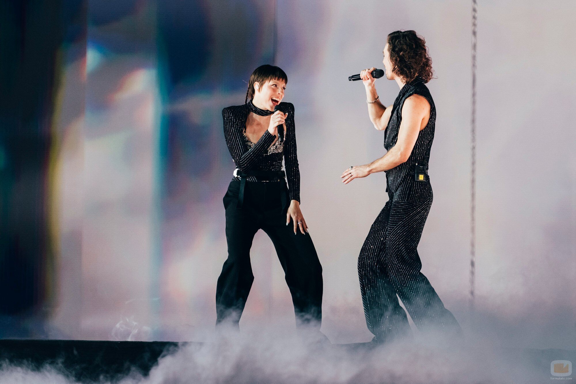 Mia & Dion, representantes de Países Bajos en Eurovisión 2023, en la Semifinal 1