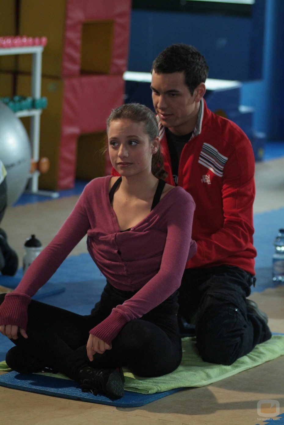 Michelle Jenner y Mario Casas en 'Los hombres de Paco' de Antena 3