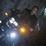 Arnold Schwarzenegger es Luke Brunner