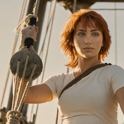 Emily Rudd es Nami en 'One Piece'