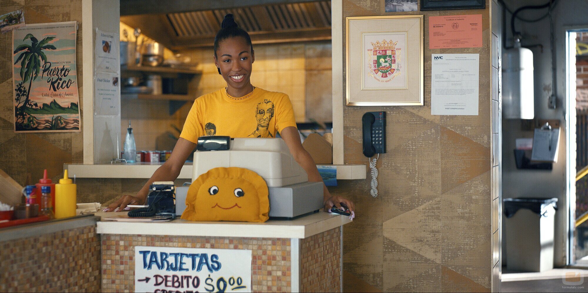 Kita Updike en 'El horror de Dolores Roach'