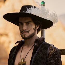 Steven Ward es Mihawk en 'One Piece'