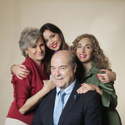 La familia Lasierra, feliz en '4 estrellas'