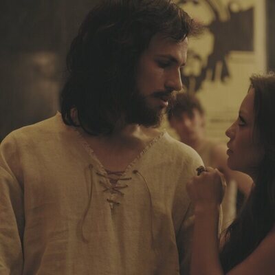 Alejandro Jato y Natalia Reyes en 'Camilo Superstar'