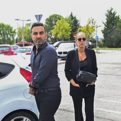 Fidel Albiac y Rocío Carrasco en el tanatorio por la muerte de María Teresa Campos