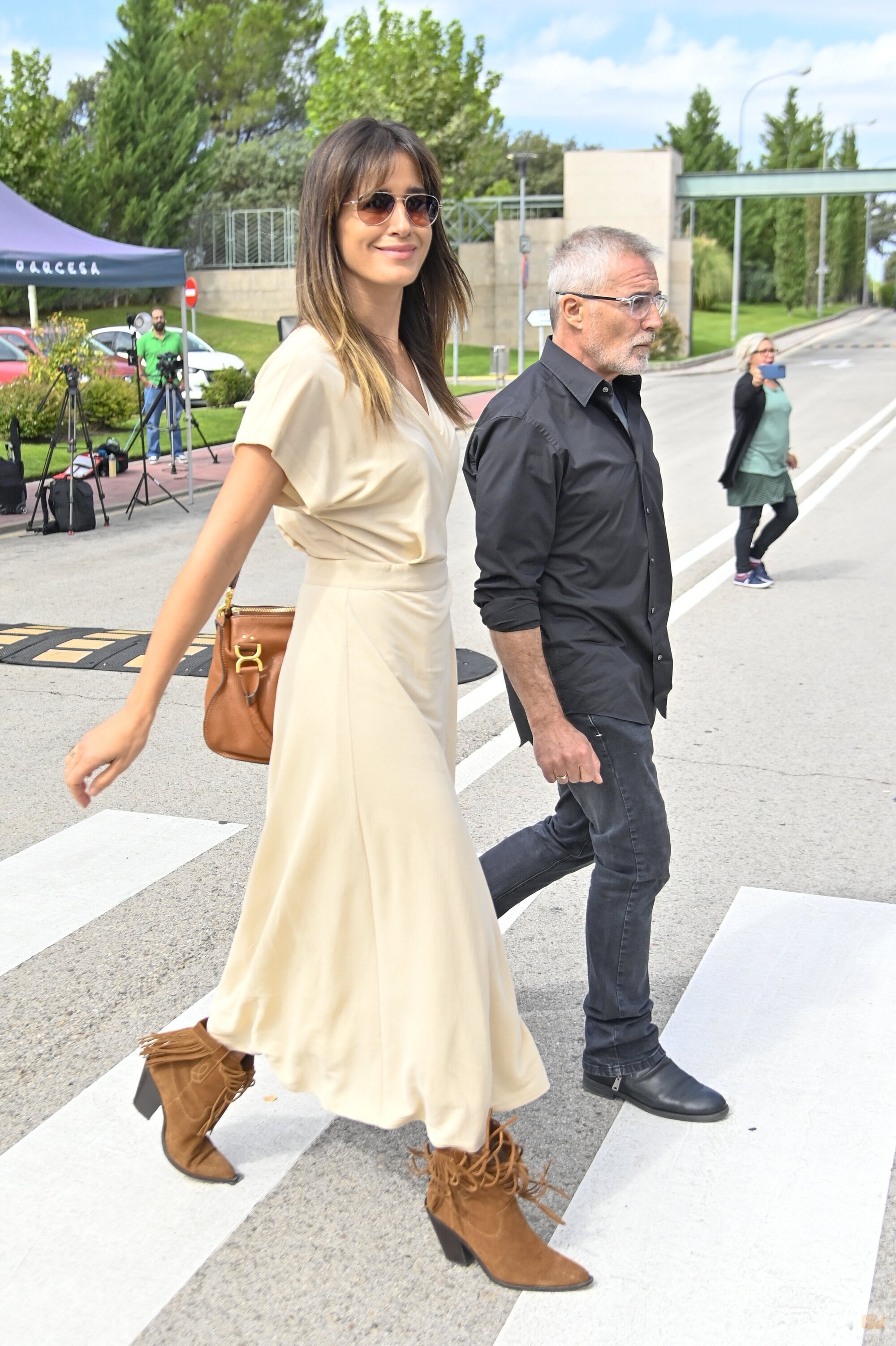 Isabel Jiménez y David Cantero en el tanatorio por la muerte de María Teresa Campos