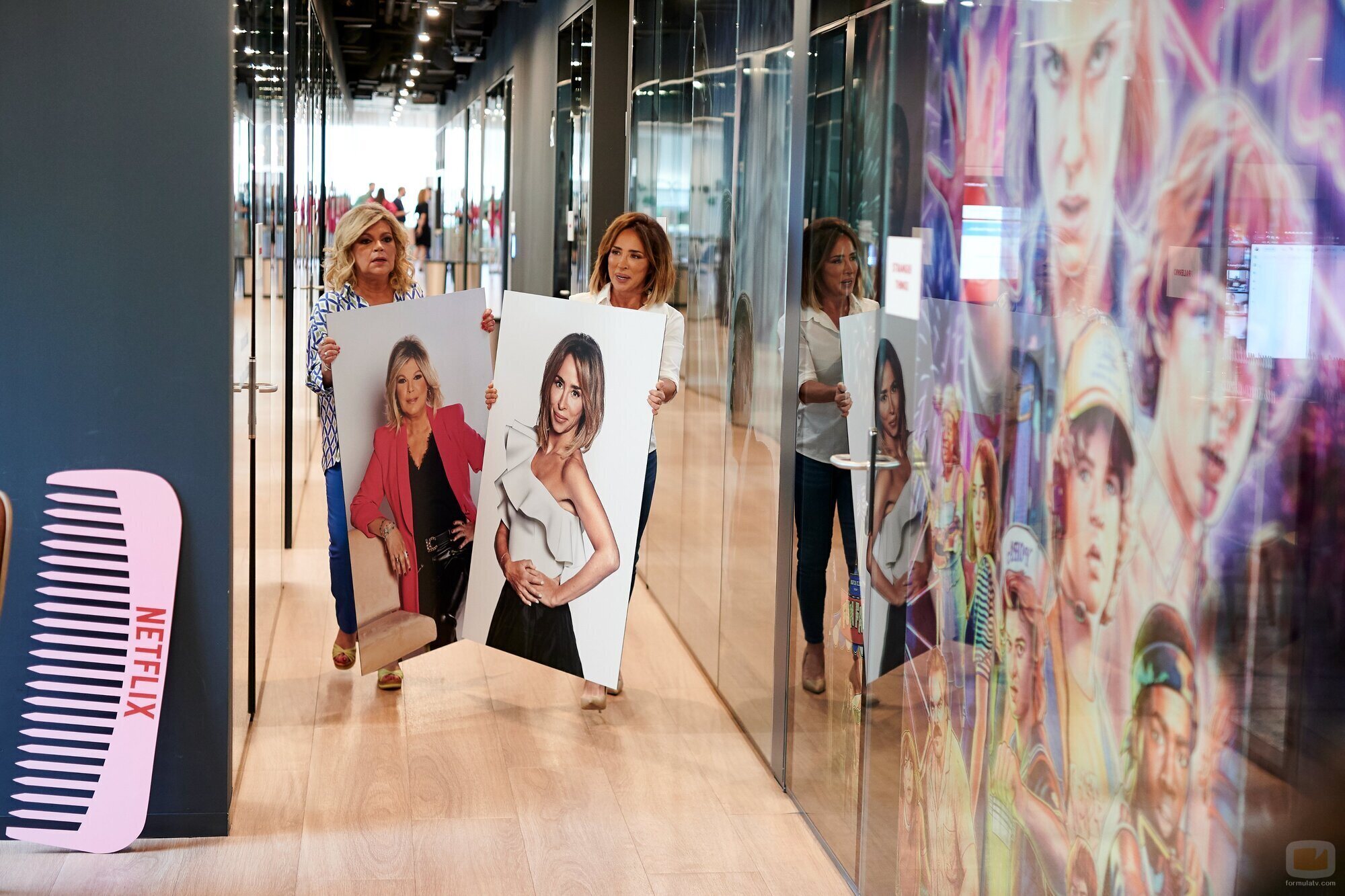 Terelu Campos y María Patiño en las oficinas de Netflix