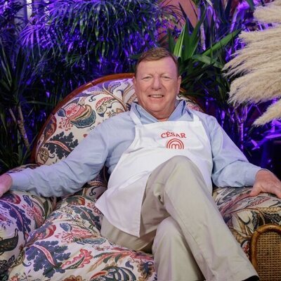 Posado de César Cadaval, concursante de 'MasterChef Celebrity 8'