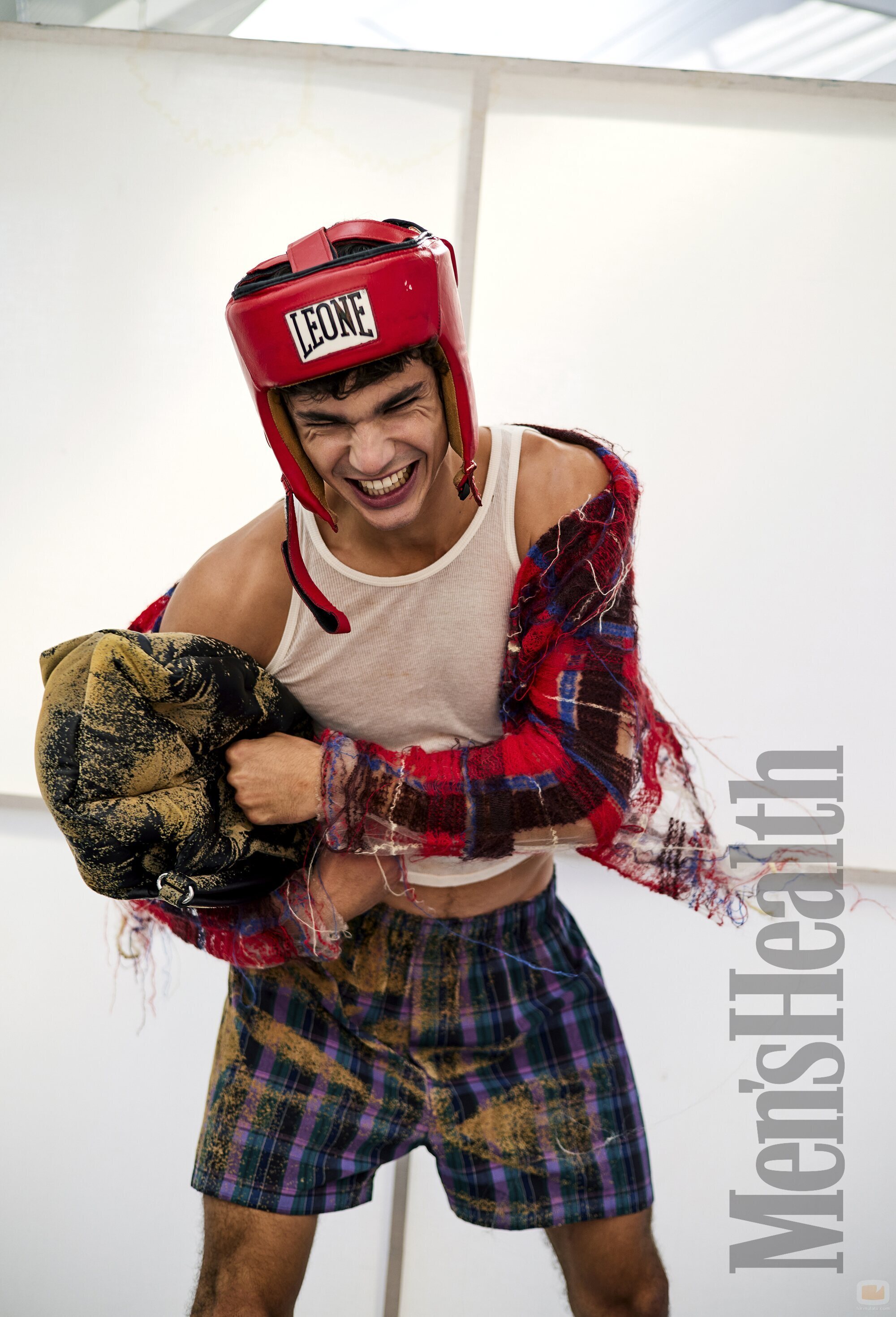 Posado de Fernando Lindez en Men's Health