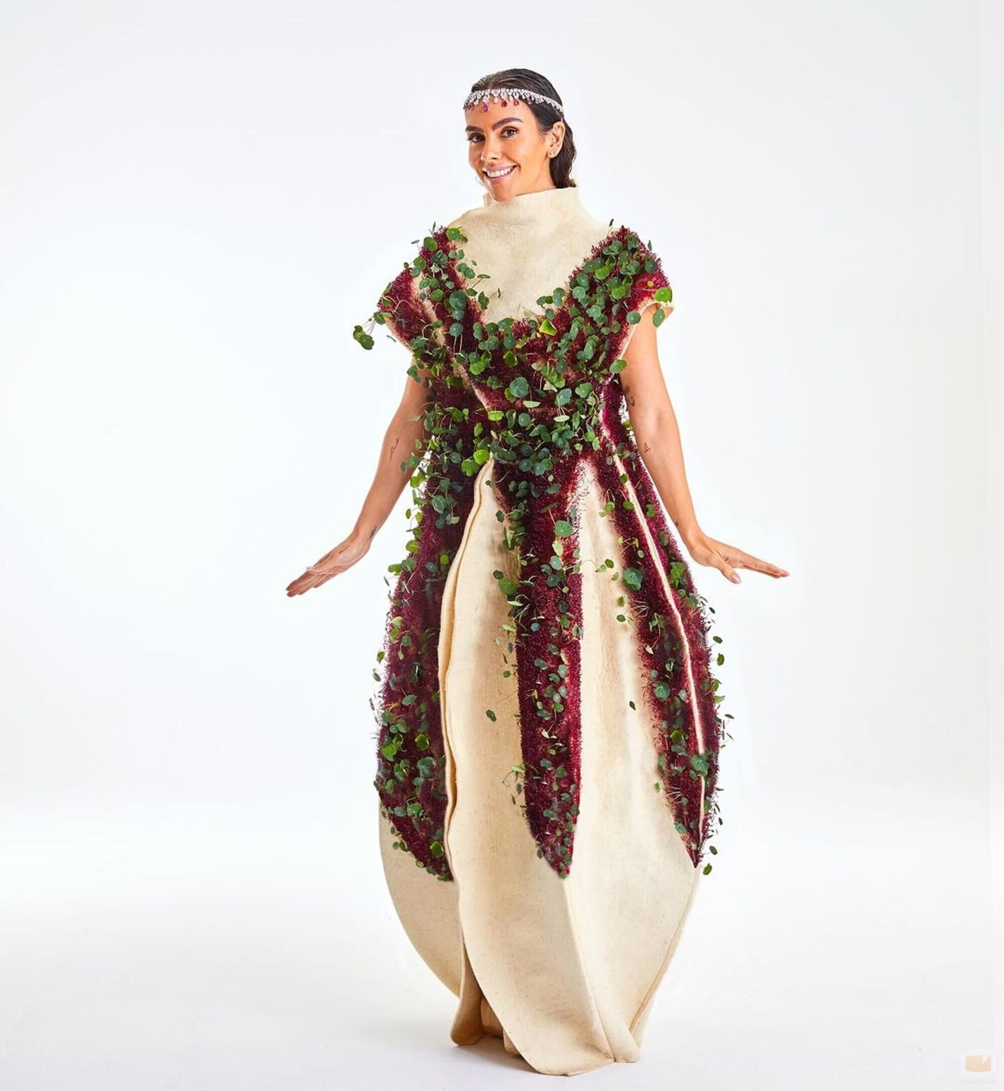 Cristina Pedroche y su atuendo previo a las Campanadas 2023/2024