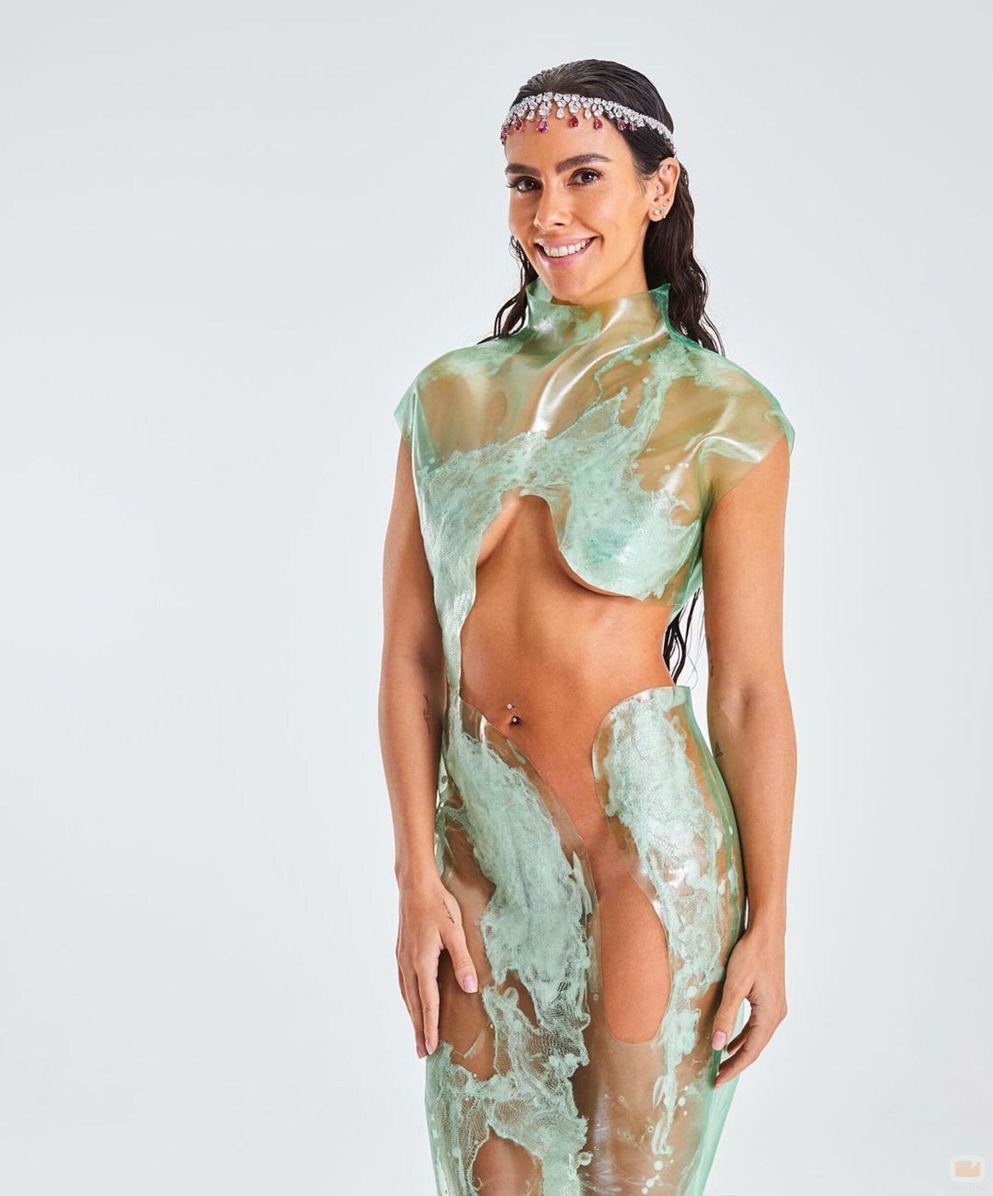 El vestido de Cristina Pedroche en las Campanadas 2023/2024 que reivindica el agua