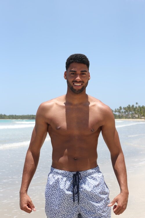 Posado de Alpha, soltero de 'La isla de las tentaciones 7'