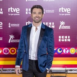 Marc Calderó en la alfombra naranja del Benidorm Fest 2024