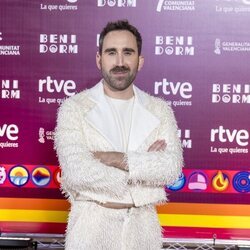 Aitor Albizua en la alfombra naranja del Benidorm Fest 2024