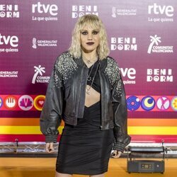 Angy Fernández en la alfombra naranja del Benidorm Fest 2024