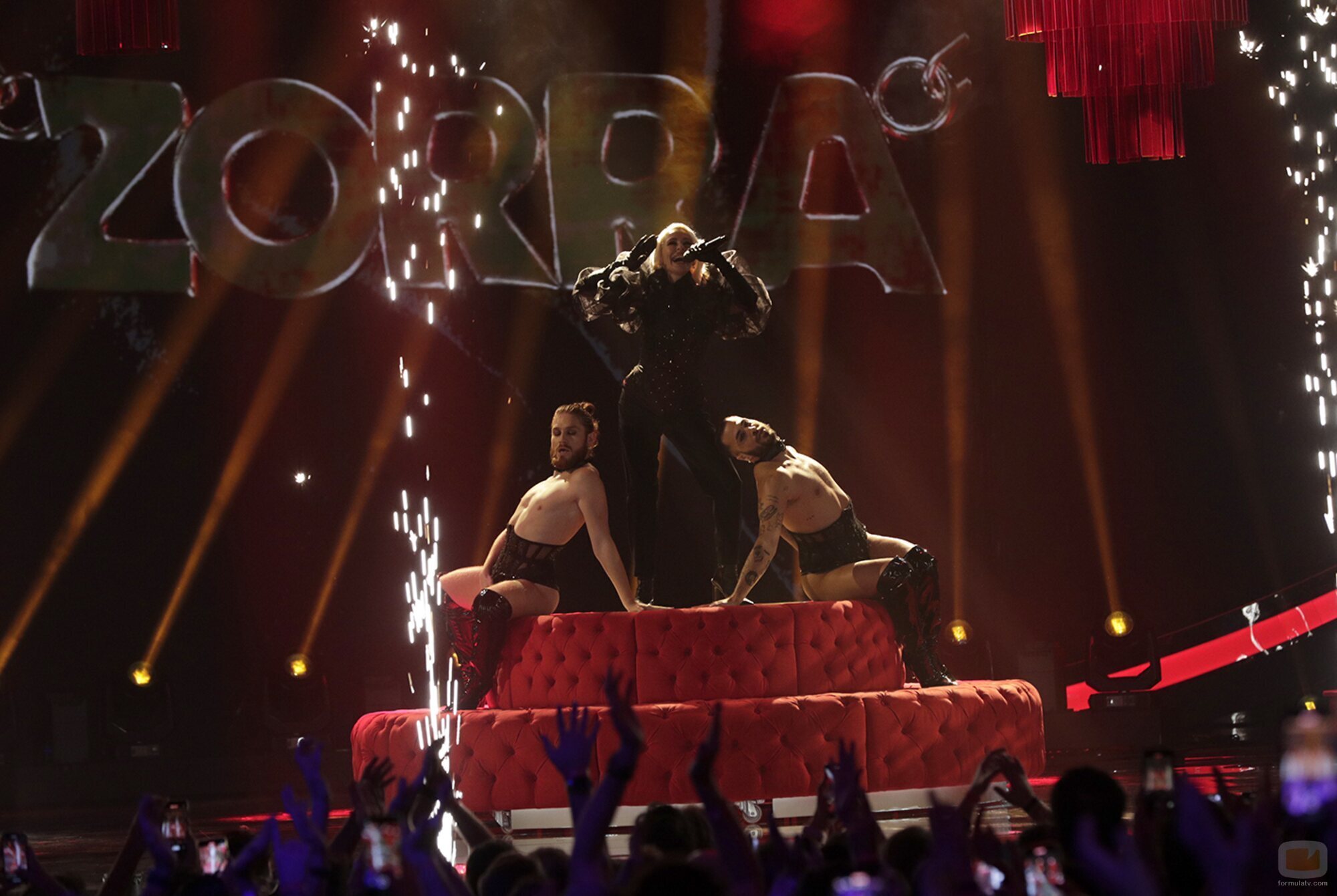 Nebulossa y su 'Zorra' en el Benidorm Fest 2024