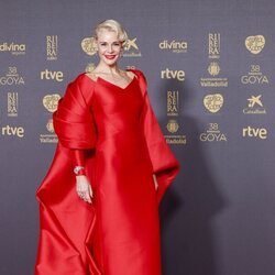 Belén Rueda posa en la alfombra roja de los Premios Goya 2024
