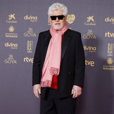 Pedro Almodóvar en la alfombra roja de los Premios Goya 2024