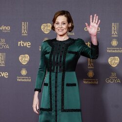 Sigourney Weaver en la alfombra roja de los Premios Goya 2024