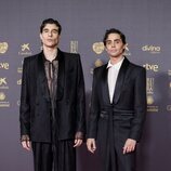 Javier Calvo y Javier Ambrossi en la alfombra roja de los Premios Goya 2024