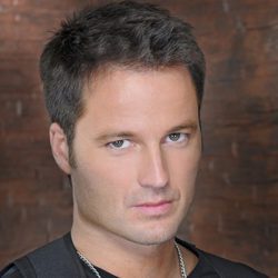 Foto promocional de Fernando Andina en 'Sin tetas no hay paraíso'