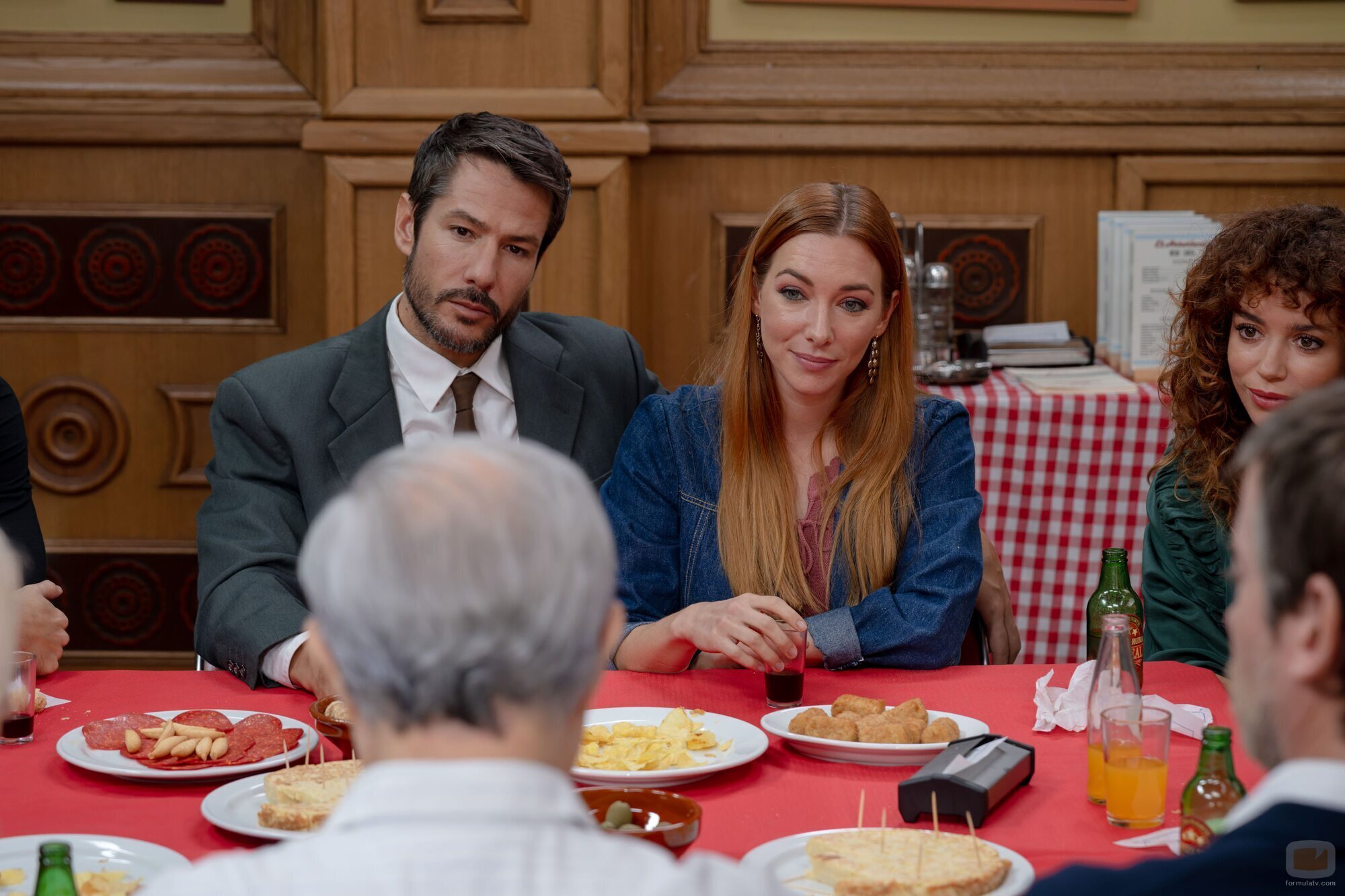 Miguel Ayala y Leonor Gómez en el final de 'Amar es para siempre'