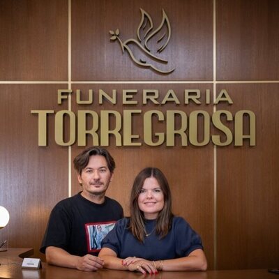 Alberto y Laura Caballero, creadores de 'Muertos S.L.'