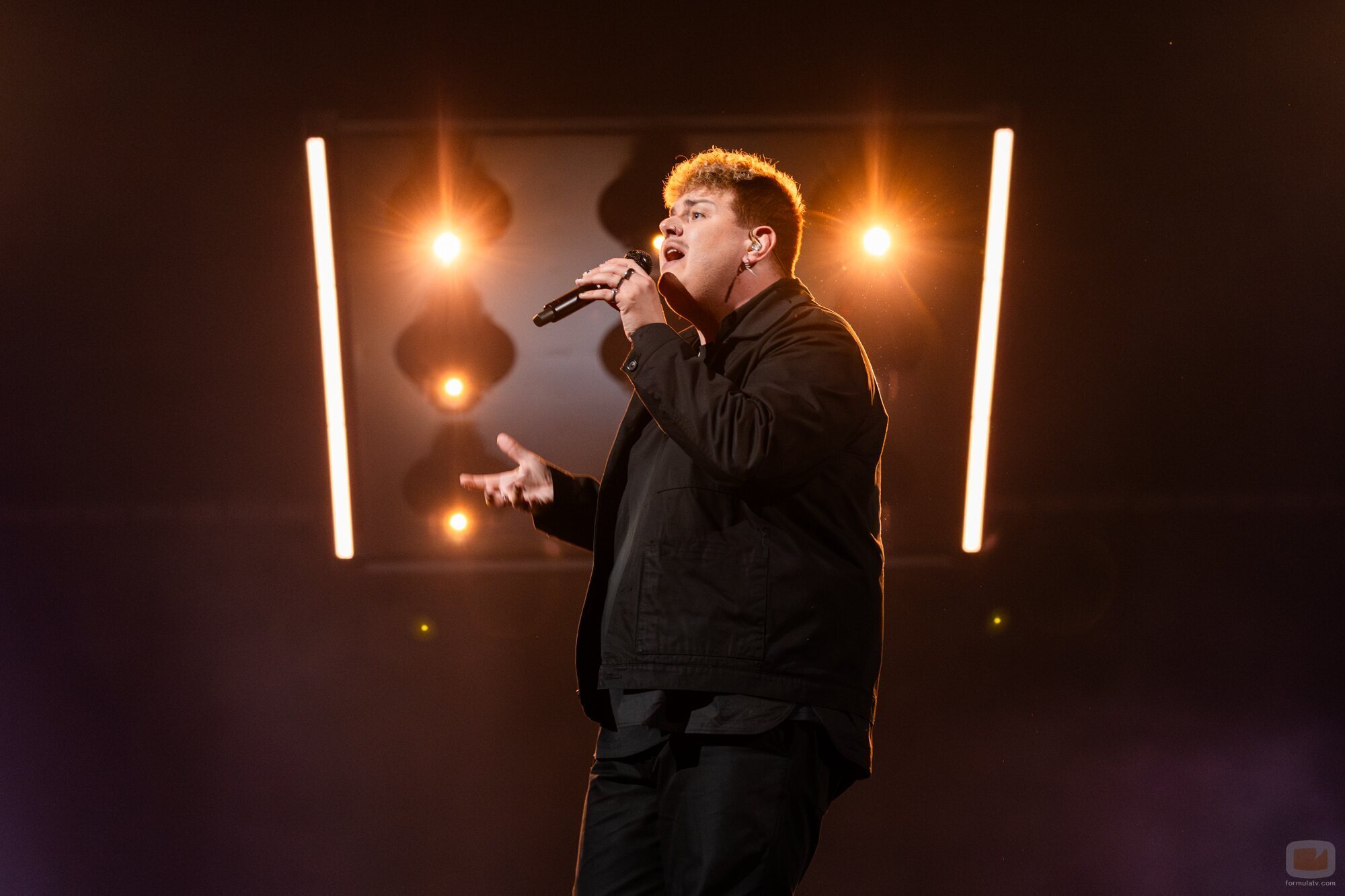 Isaak, representante de Alemania en Eurovisión 2024, en la Semifinal 1