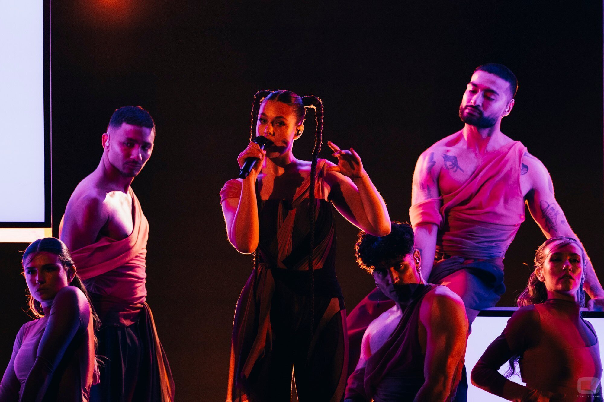 Tali (Luxemburgo) en la Semifinal 1 de Eurovisión 2024