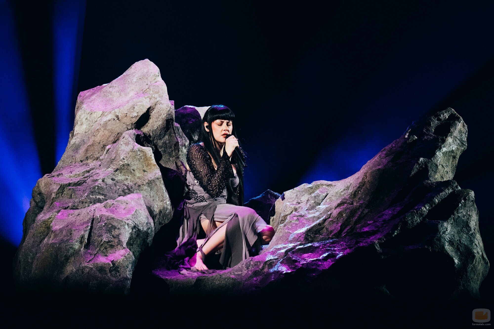 Teya Dora, representante de Serbia en Eurovisión 2024, en la Semifinal 1