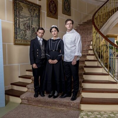 Manu Imízcoz, Ángela Echaniz y Enrique Fortún son Santos, Vera y Lope en 'La promesa'