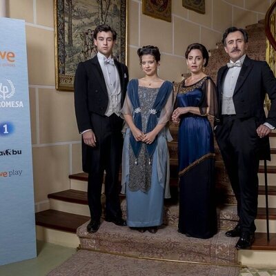 Curro, Martina, Margarita e Ignacio en 'La promesa'