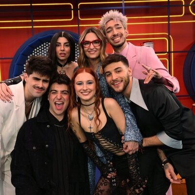 Los finalistas de 'OT 2023' y Noemí Galera antes de la gran final