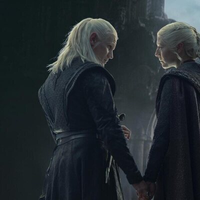 Matt Smith y Emma D'Arcy en 2x08 titulado 'La mujer que debía reinar' de 'La Casa del Dragón'