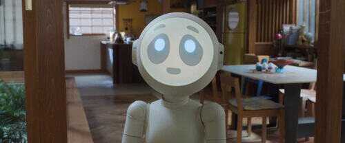 Joanna Sotomura en el 1x03 de 'Sunny'