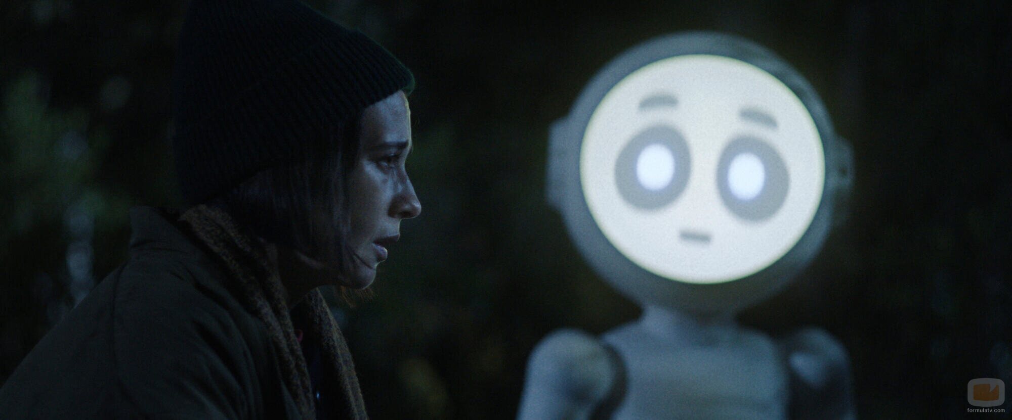 Rashida Jones y Joanna Sotomura en 'Joey Sakamoto' de 'Sunny'