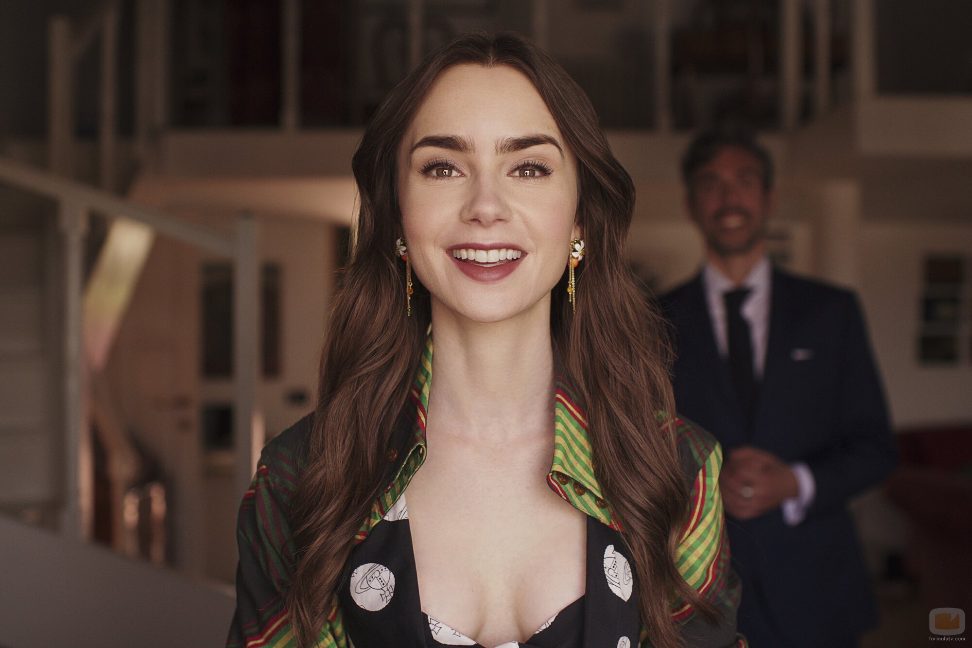 Imagen de Lily Collins en el 'Todos los caminos conducen a Roma' de 'Emily in Paris'